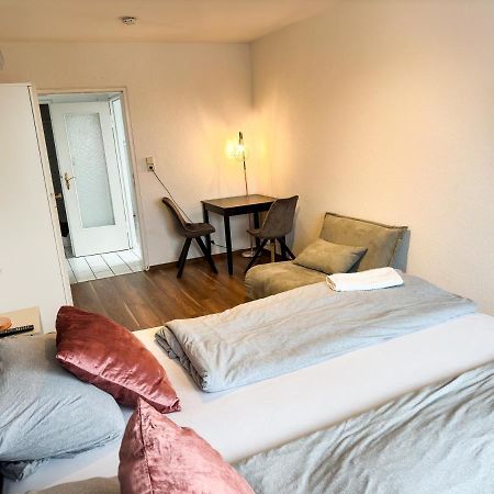 Apartment Fuer 3 Gaeste Kostenlose Parkplaetze Und Lift ฮันโนเวอร์ ภายนอก รูปภาพ