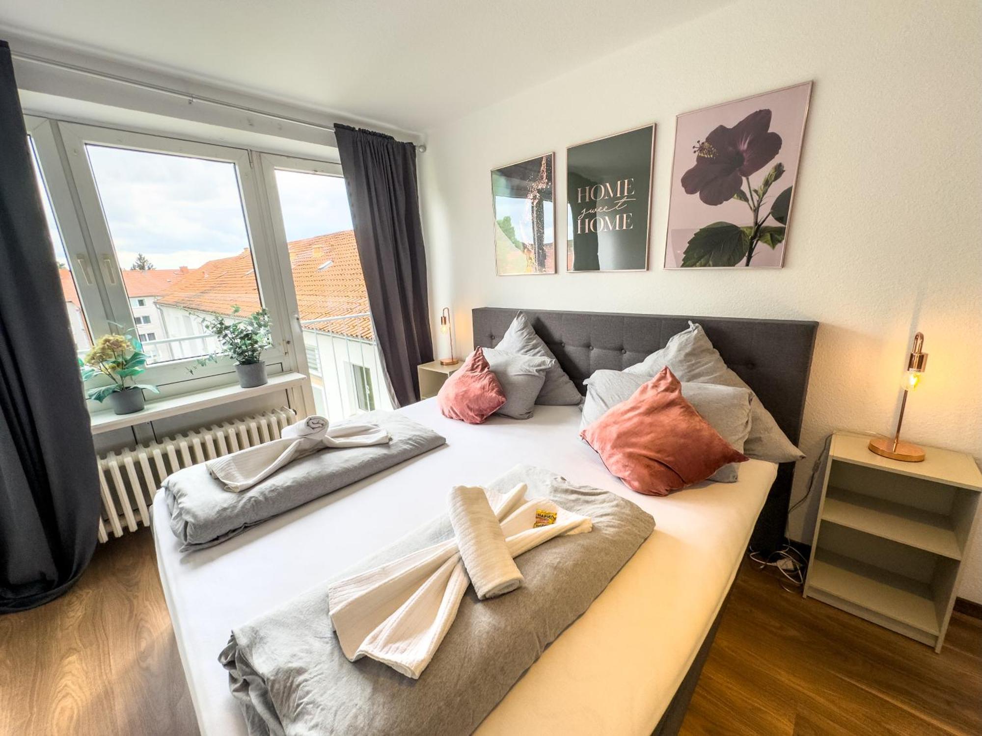 Apartment Fuer 3 Gaeste Kostenlose Parkplaetze Und Lift ฮันโนเวอร์ ภายนอก รูปภาพ